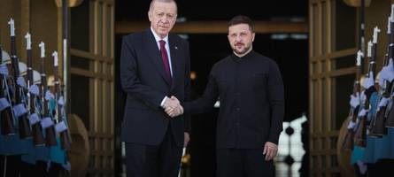 Hängepartie in Istanbul: Ukraine-Gespräche verzögern sich 
